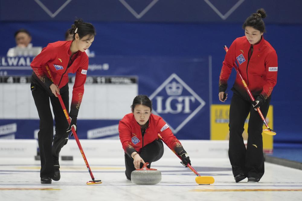 基恩怒批芒特：在场上就像小学生，这种球员拉低曼联整体水准